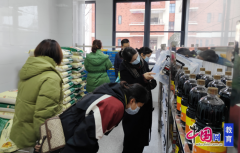 金秋湖核心校协办翠屏区2025年春期学校食物平安